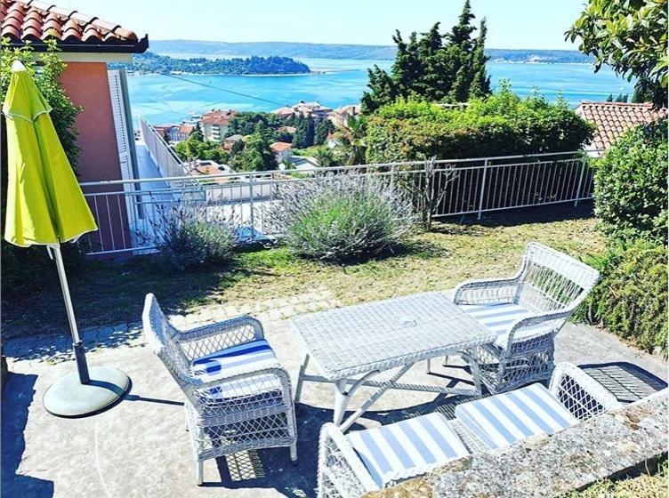Appartement Tiny Shell House à Portorož Extérieur photo